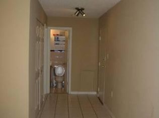 6137 Leesburg Pike APT 107, Falls Church, VA 22041