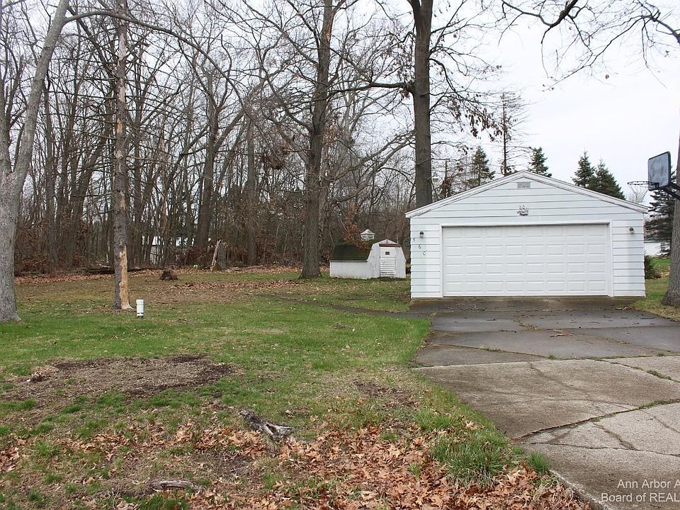 1st image of 560 Norvell Beach Dr
