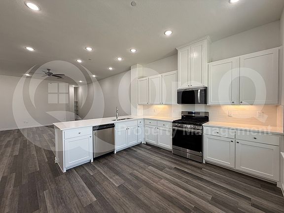 4th image of 275 Buck Ridge Dr