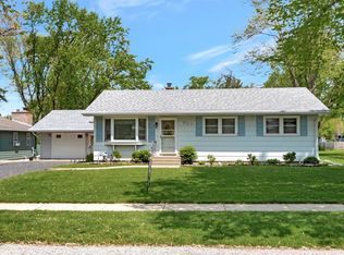 307 E Fox Rd, Yorkville, IL 60560