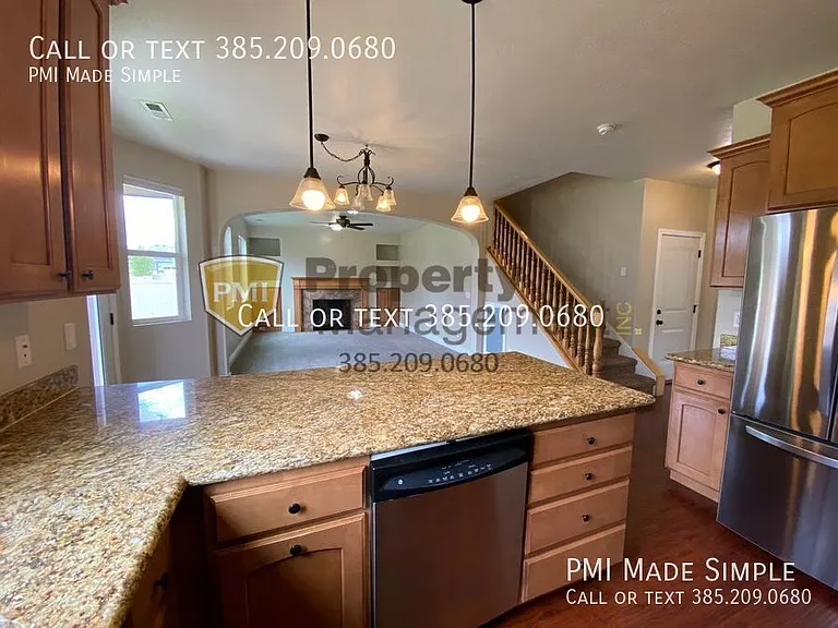 1376 S 740th St E — Photo 3