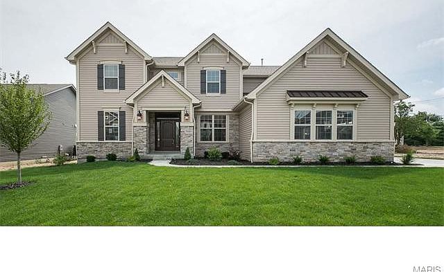1st image of 570 Vintage Grove Ct