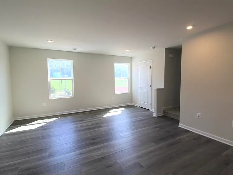 2910 Orchard Ridge Ln — Photo 15