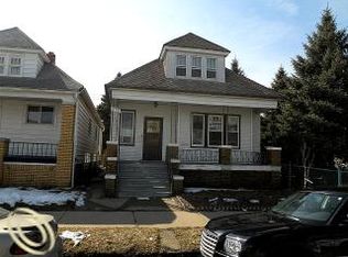 11703 Sobieski St, Hamtramck, MI 48212