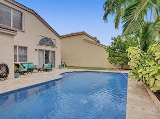 725 NW 156th Ave, Pembroke Pines, FL 33028