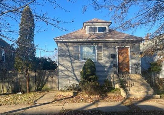 1st image of 10834 S Avenue N