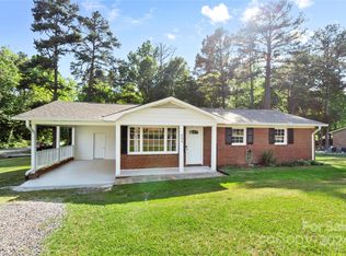 844 Mint St, Lancaster, SC 29720