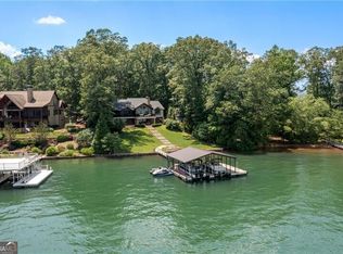 1611 Heathers Cove Rd, Hiawassee, GA 30546