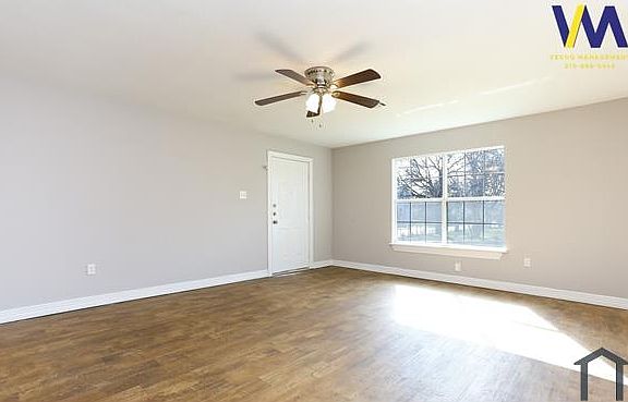 4th image of 251 Cooper St