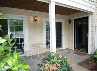10194 Ashbrooke Ct #117, Oakton, VA