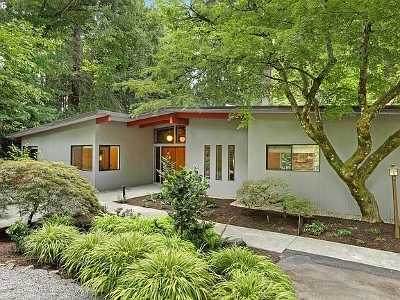5th image of 4304 SW 36th Pl