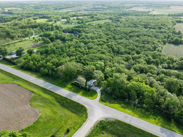 2569 Highway 1, Fairfield, IA 52556