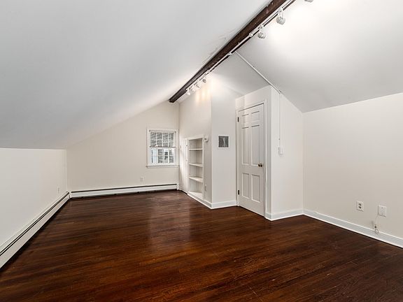 5th image of 14 Shoalpoint Ln