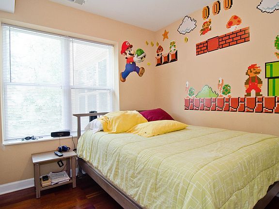 4th image of 2321 N Oak Park Ave