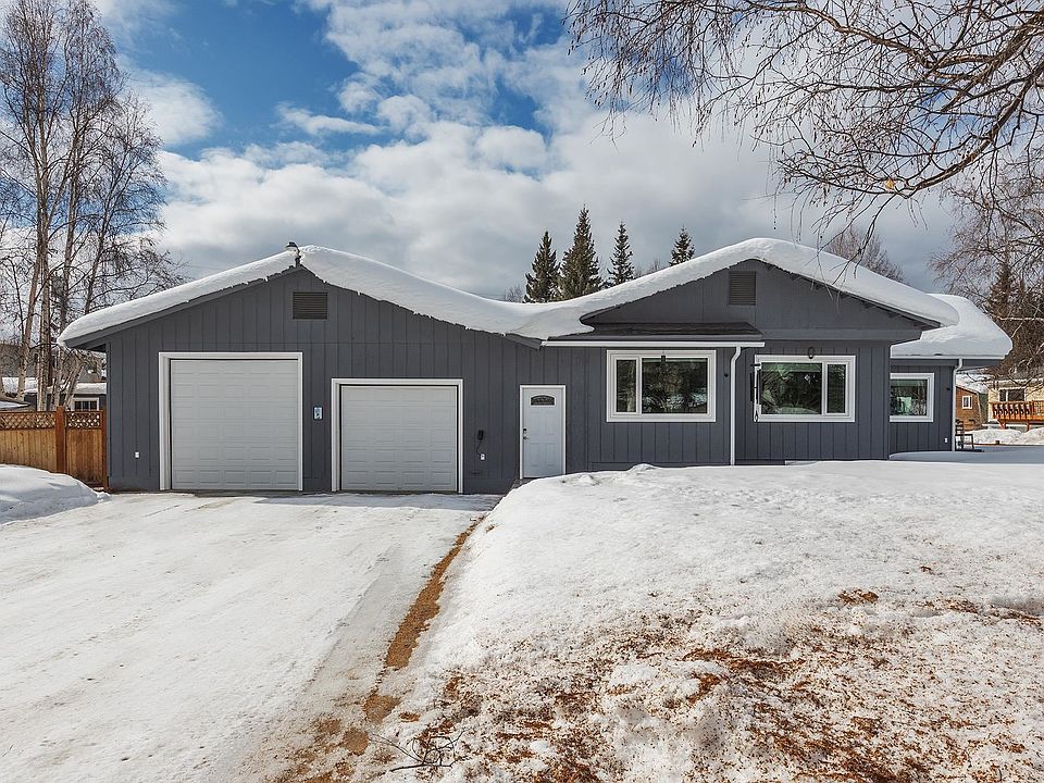 1st image of 3025 Chinook Dr