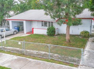 114 SW 2nd St, Hallandale Beach, FL 33009