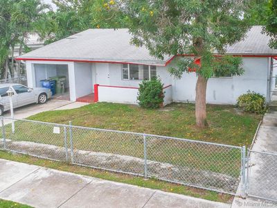 114 SW 2nd St, Hallandale Beach, FL, 33009