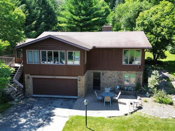 1553 Gilmore Valley Rd, Winona, MN 55987