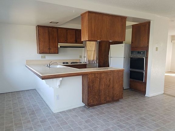 5th image of 1486 Oceanaire Dr