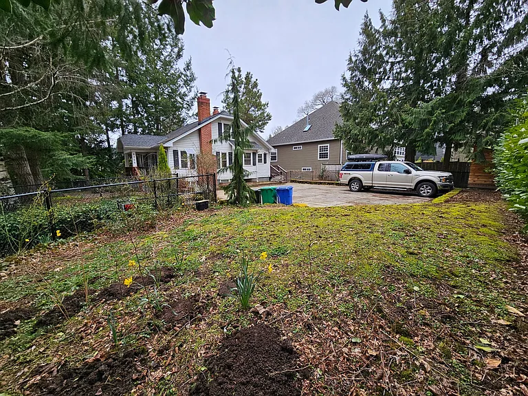 6306 SW 30th Ave — Photo 3