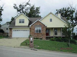 113 Cedar Wood Ave, Branson, MO 65616