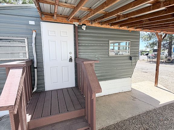 2nd image of 1020 E Main St #2
