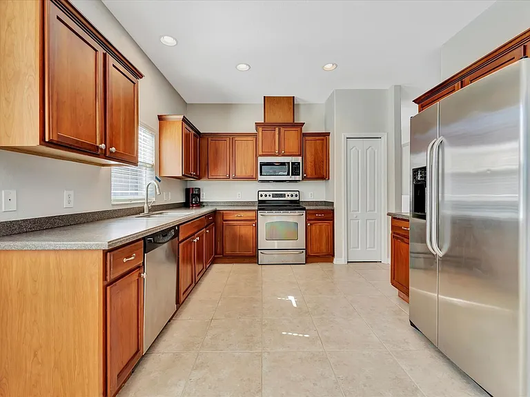 2159 Chenille Ct — Photo 10