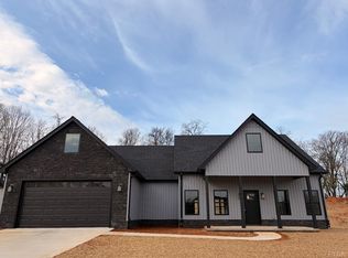 9 Live Oak Ct, Forest, VA 24551