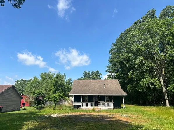 1449 Cedar St, Atwater, OH 44201