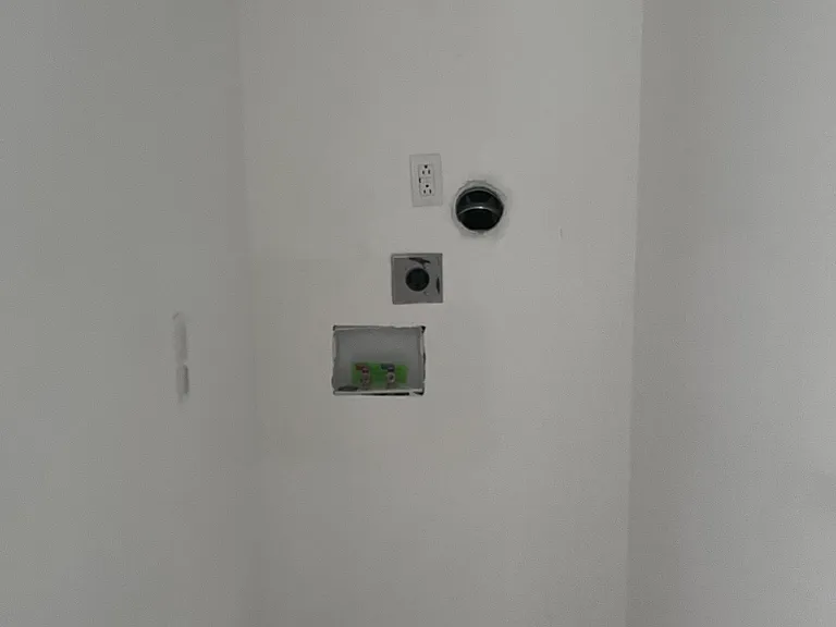1410 Jones St — Photo 14