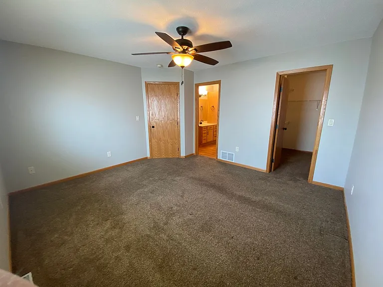 2917 Wheatland Dr S — Photo 11