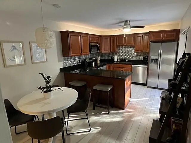 365 S Waverly Pl #3C — Photo 3