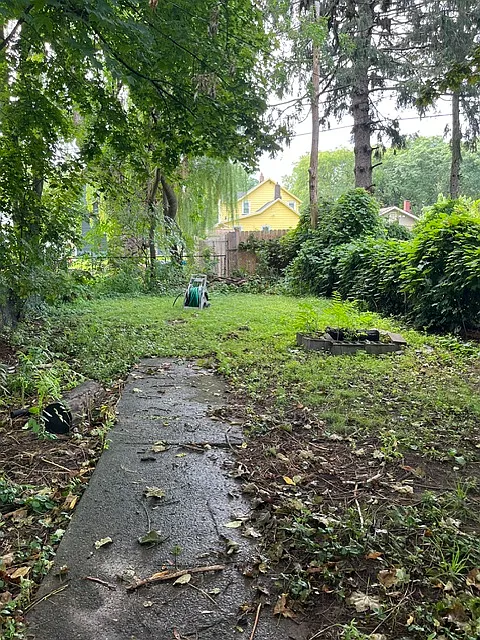 2 bed, 828 sqft, $1,250 — Photo 2