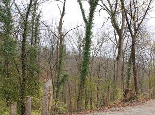 1054 Jackson Rd, Park Hills, KY 41011