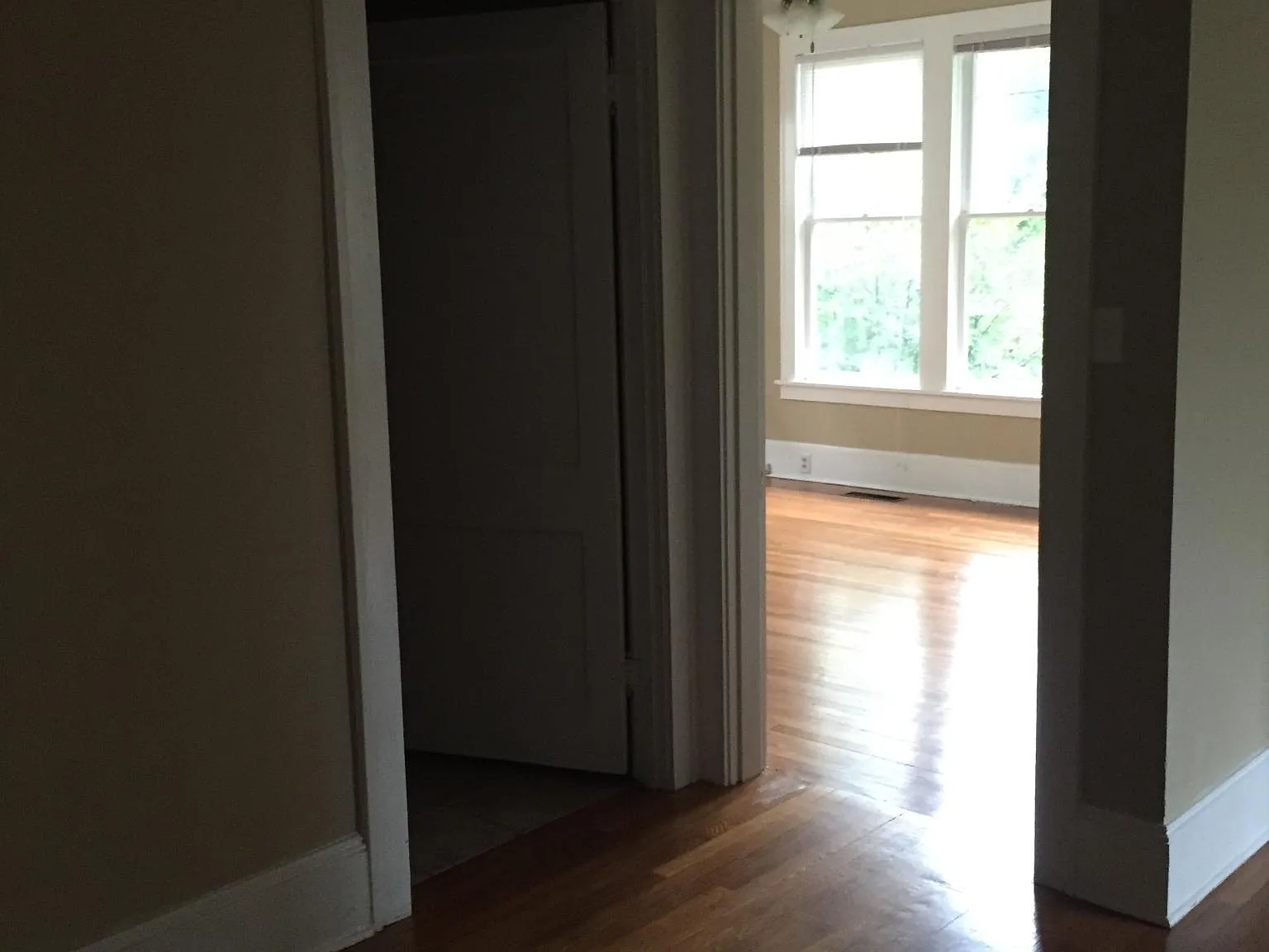 327 Atkins Ave — Photo 4