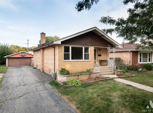 10627 Oxford Ave, Chicago Ridge, IL 60415