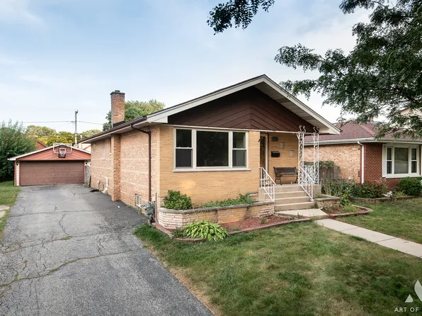 10627 Oxford Ave, Chicago Ridge, IL 60415