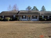 1st image of 905 McAllister Dr