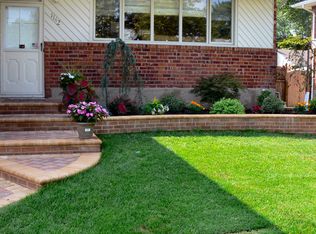 7415 Amigo Ave, Reseda, CA 91335