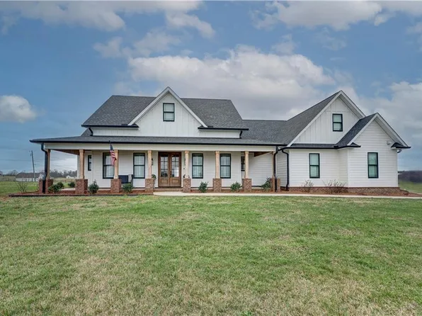 2453 Boone Ford Rd SE, Calhoun, GA 30701