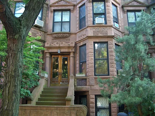 Rented by Aguayo & Huebener Brooklyn | media 1