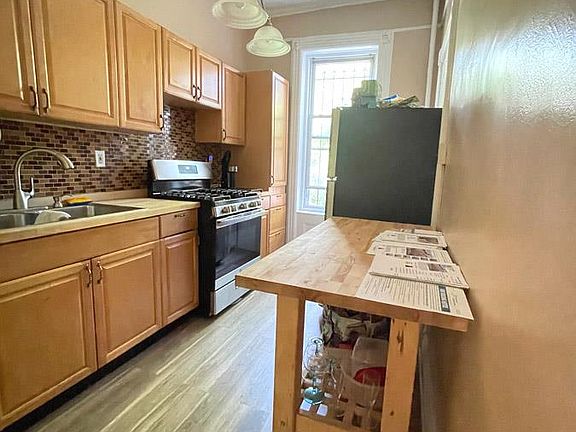 3rd image of 91 Chauncey St #1