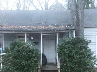 1103 S 7th St, Sanford, NC 27330