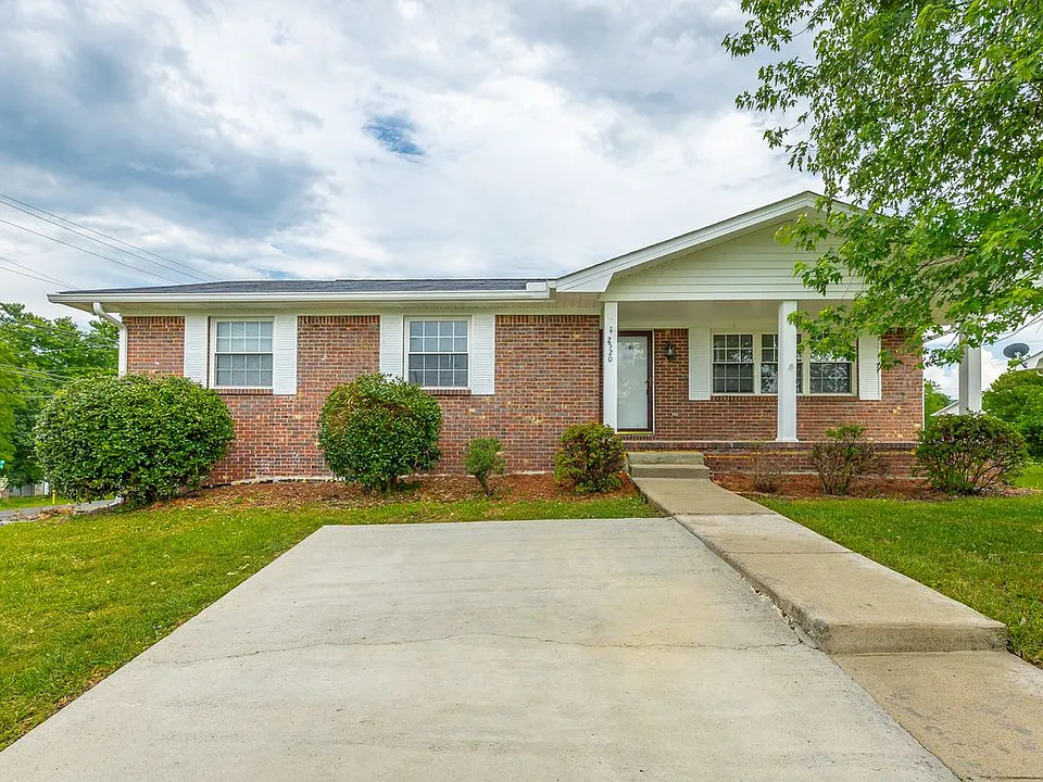 2520 Sharron Dr