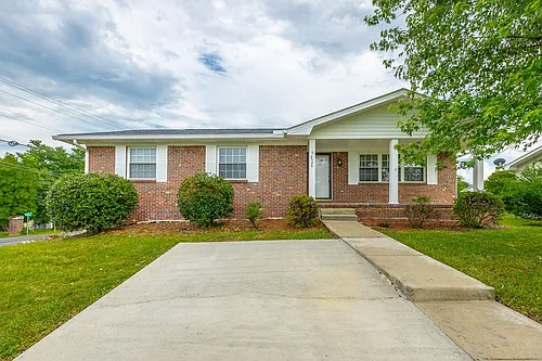 2520 Sharron Dr Photo 1