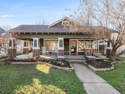 1906 S Henderson St, Fort Worth, TX, 76110