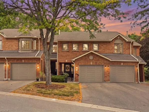 14 Huntingwood Ave #2, Hamilton, ON L9H 6X3