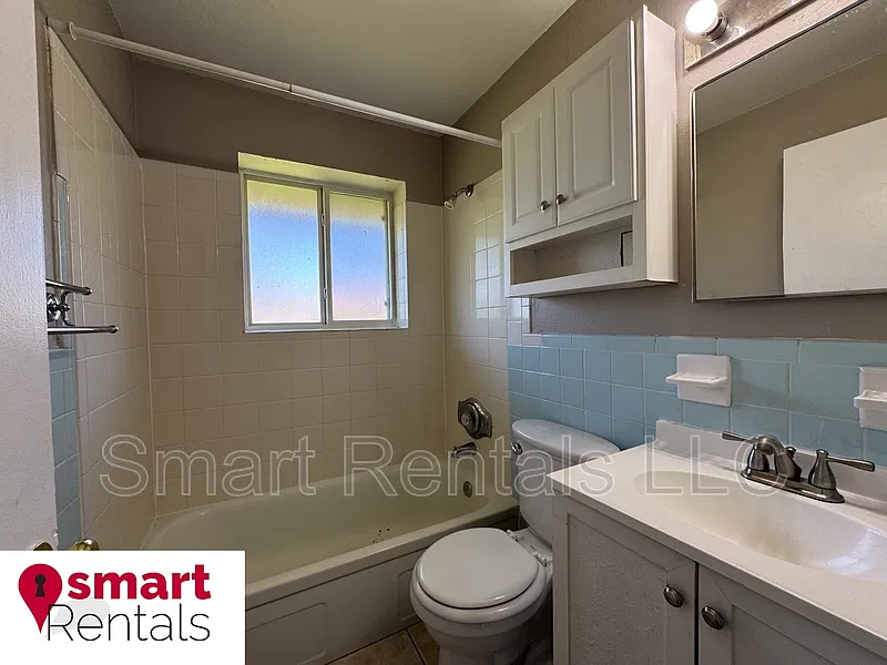 2 bed, 1.0 bath, 700 sqft, $899 — Photo 4