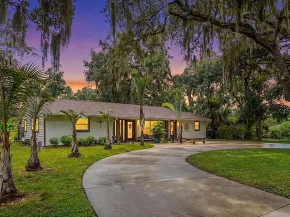 205 CAGLE ROAD, BRANDON, FL 33511