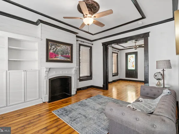 547 W Church St, Hagerstown, MD 21740